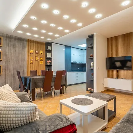 Apartment Marble Place