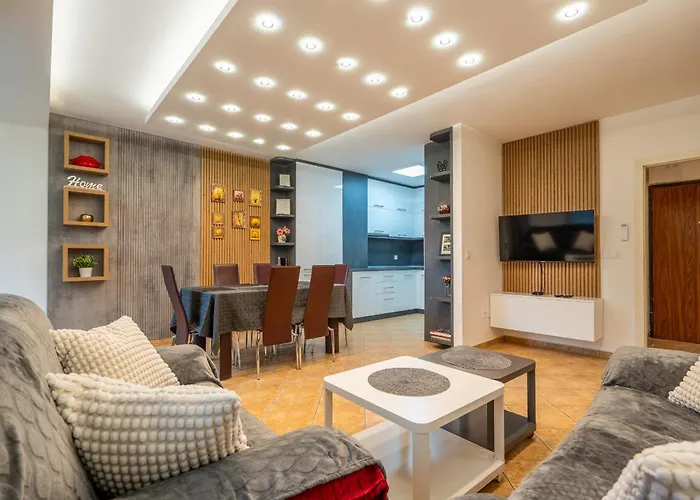 Апартамент Marble Place