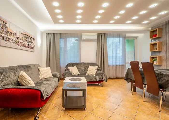 Апартамент Marble Place *